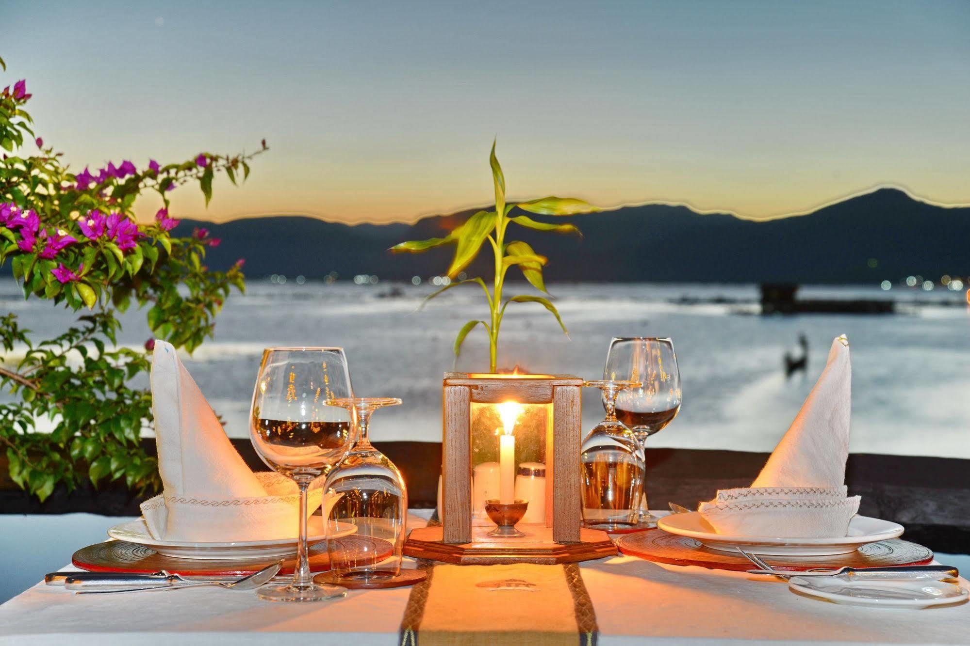 Myanmar Treasure Resorts Inle Inle Lake Exterior photo